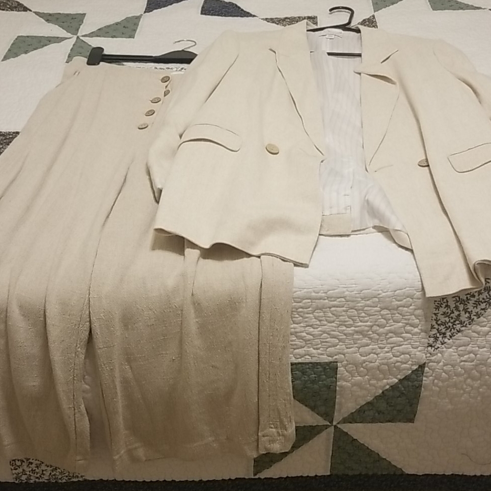 Top Shop suit